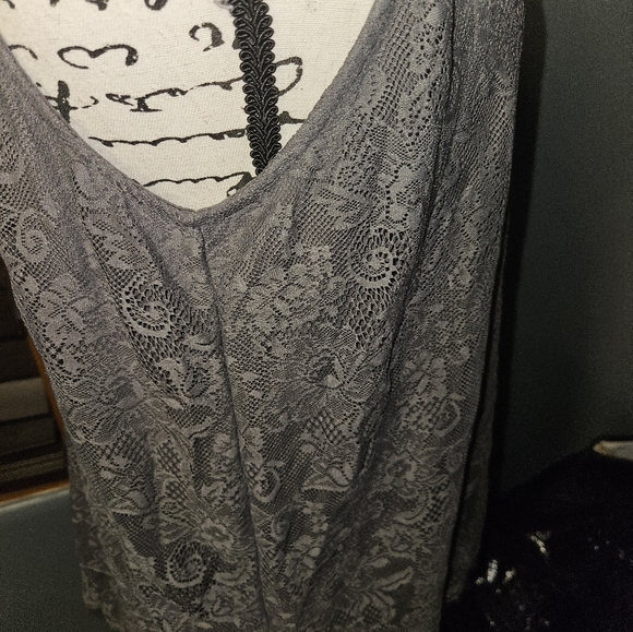 Loft Outlets Womans Gray Tank Top Size L - Picture 11 of 12